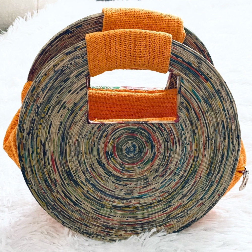 New! RARE ✨ Hand-woven Recycled Paper Handbag